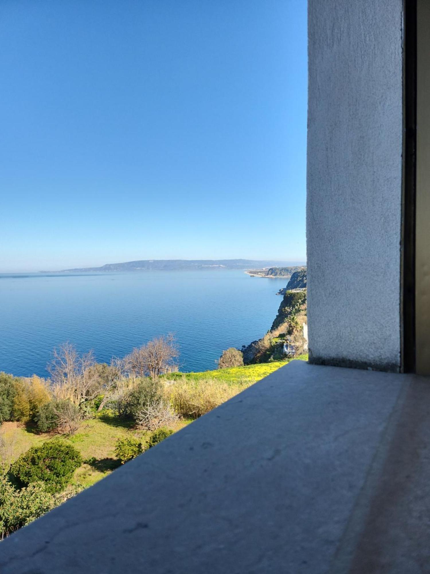 Appartamento La Terrazza di Rovaglioso Palmi Esterno foto